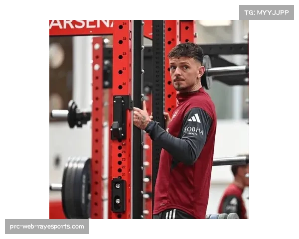 国际米兰在赛前踩场训练中，重点测试了不同球员的主罚脚法与落点